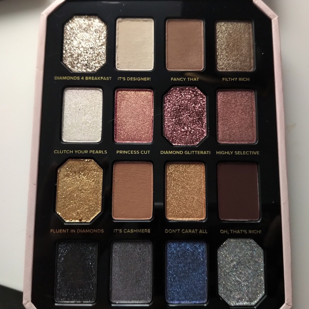 Makeup Bundle - Picture 7 of 7